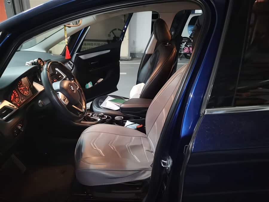 BMW 2 Series Gran Tourer 2015 car image #9