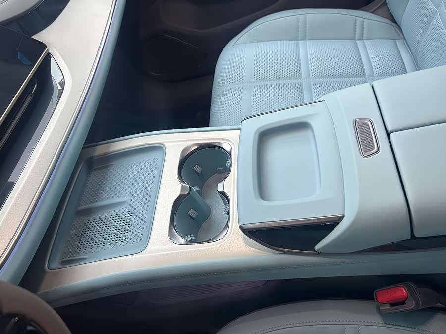 HongQi TianGong 08 2025 #9 HongQi TianGong 08 2025 صورة سيارة #9