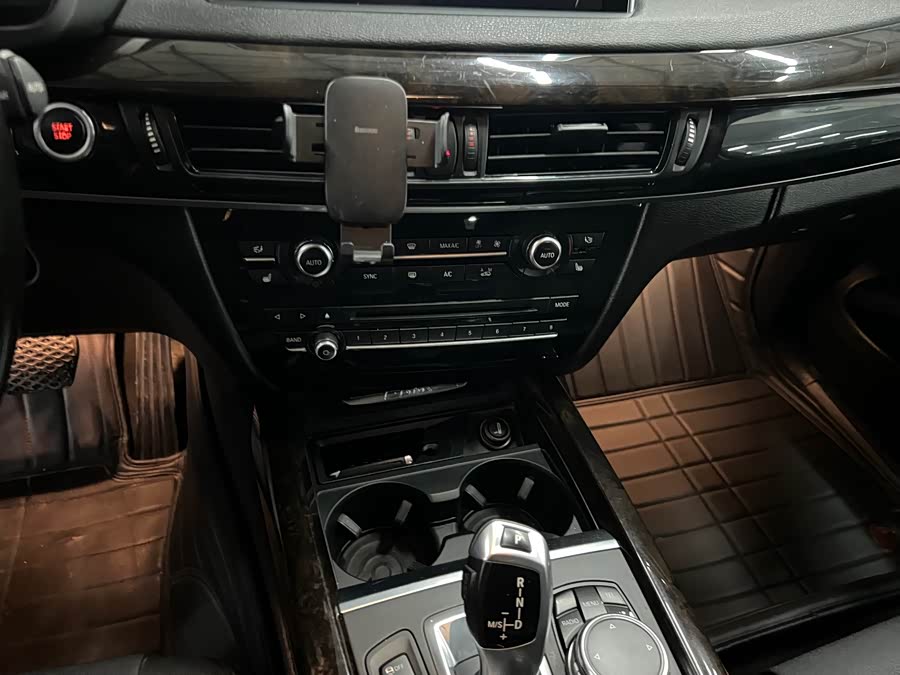 BMW X5 New Energy (Imported) 2016 immagine di auto #9