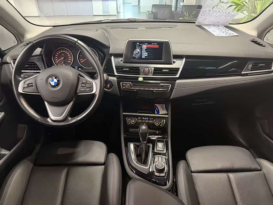 BMW 2 Series Tourer (Imported) 2015 #9 BMW 2 Series Tourer (Imported) 2015 car image #9
