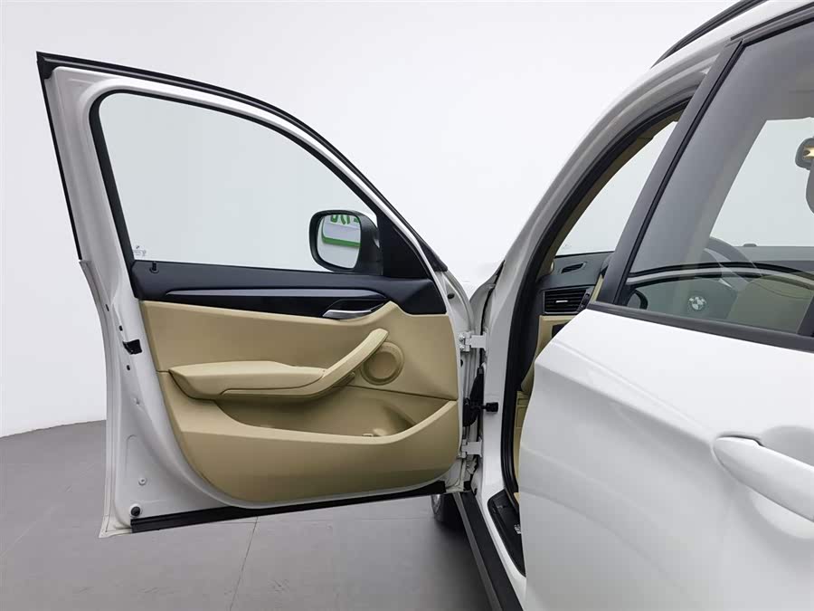 BMW X1 (Imported) 2012 #9 BMW X1 (Imported) 2012 car image #9