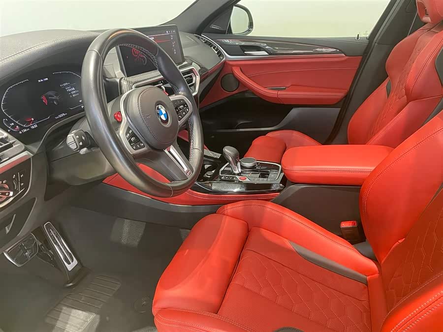 BMW X4 M 2023 immagine di auto #9