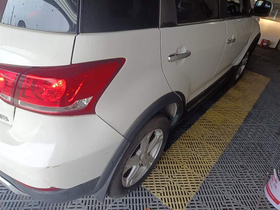 Haval H1 2016 изображение автомобиля #9