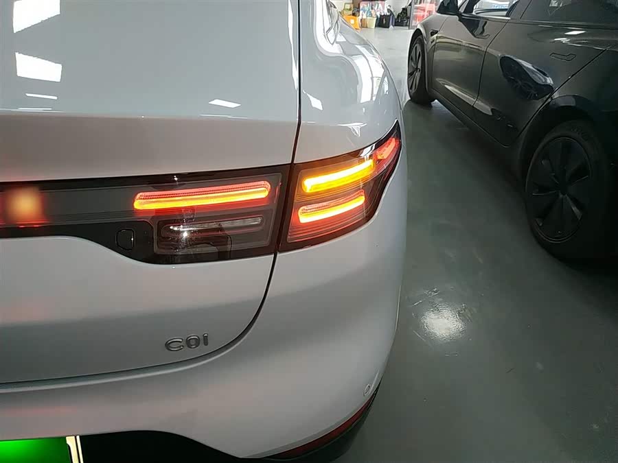 零跑汽车 零跑C01 2023 汽车图片 #9