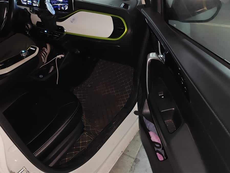 Changan BenBen E-Star 2022 car image #9