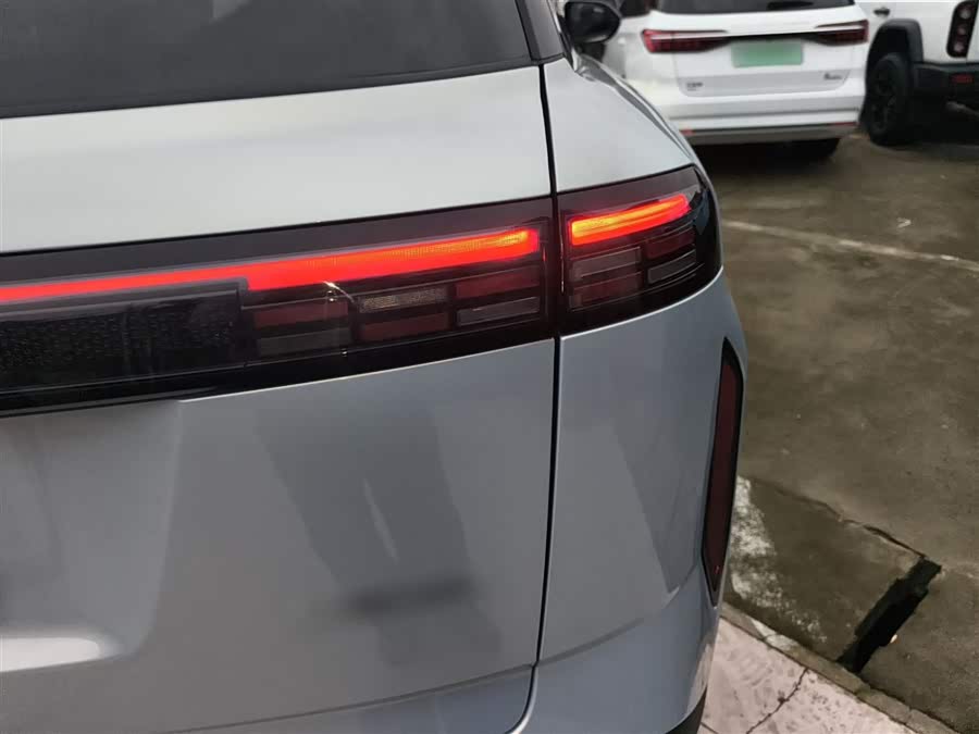 Chery Exploration 06 C-DM 2024 car image #9