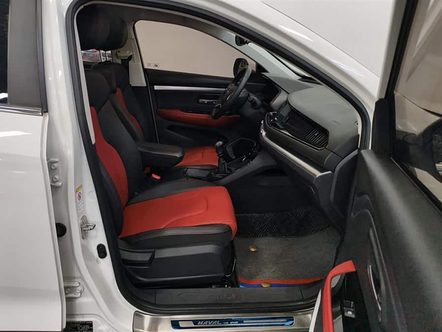 Haval H2s 2017 car image #9