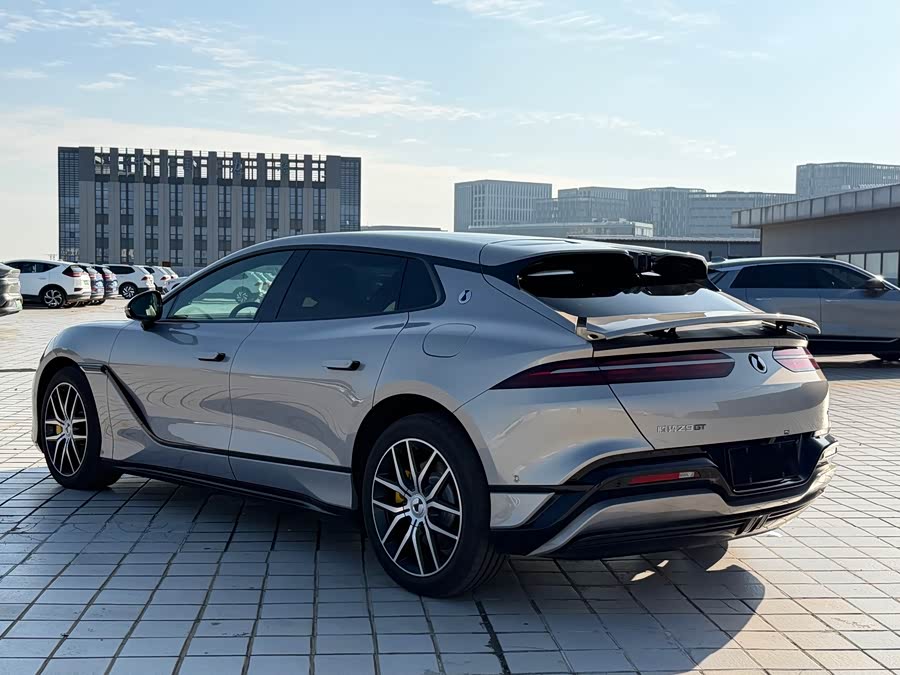 Denza Z9GT 2025 immagine di auto #9