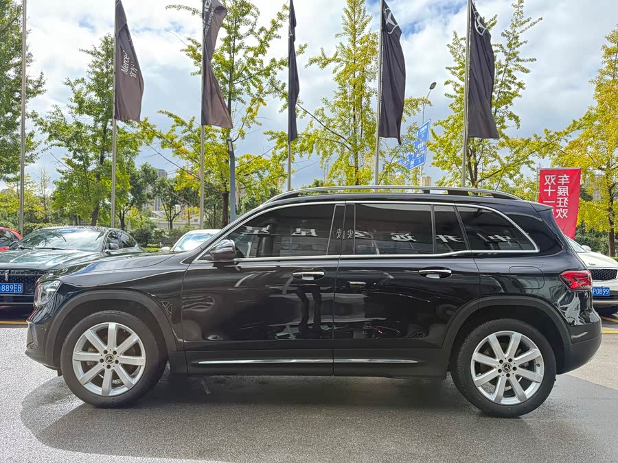 Mercedes-Benz GLB Class 2020 immagine di auto #9