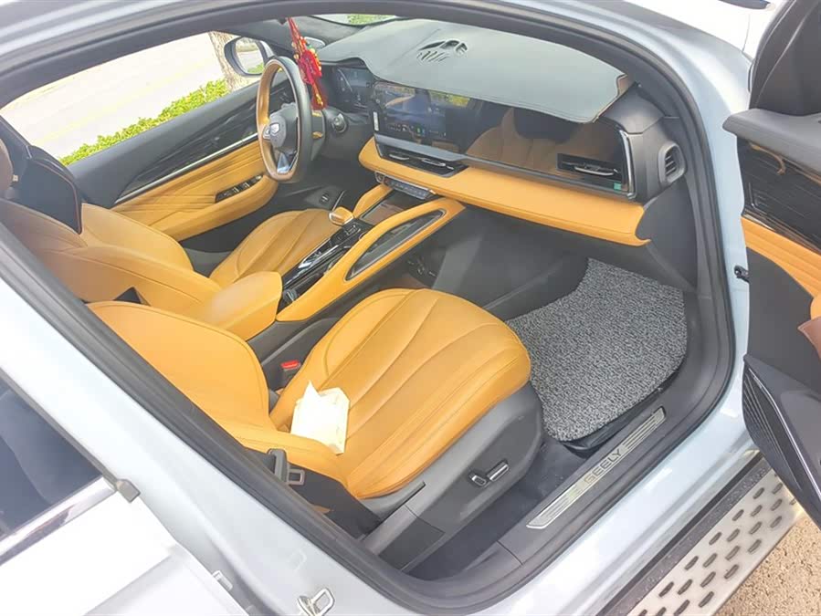 GEELY Monjaro EREV 2023 immagine di auto #9