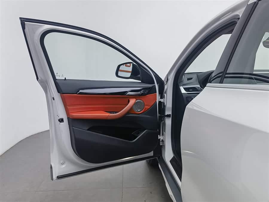 BMW X2 2021 car image #9