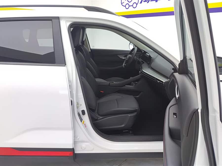 Changan CS35 Plus 2023 #9 Changan CS35 Plus 2023 car image #9