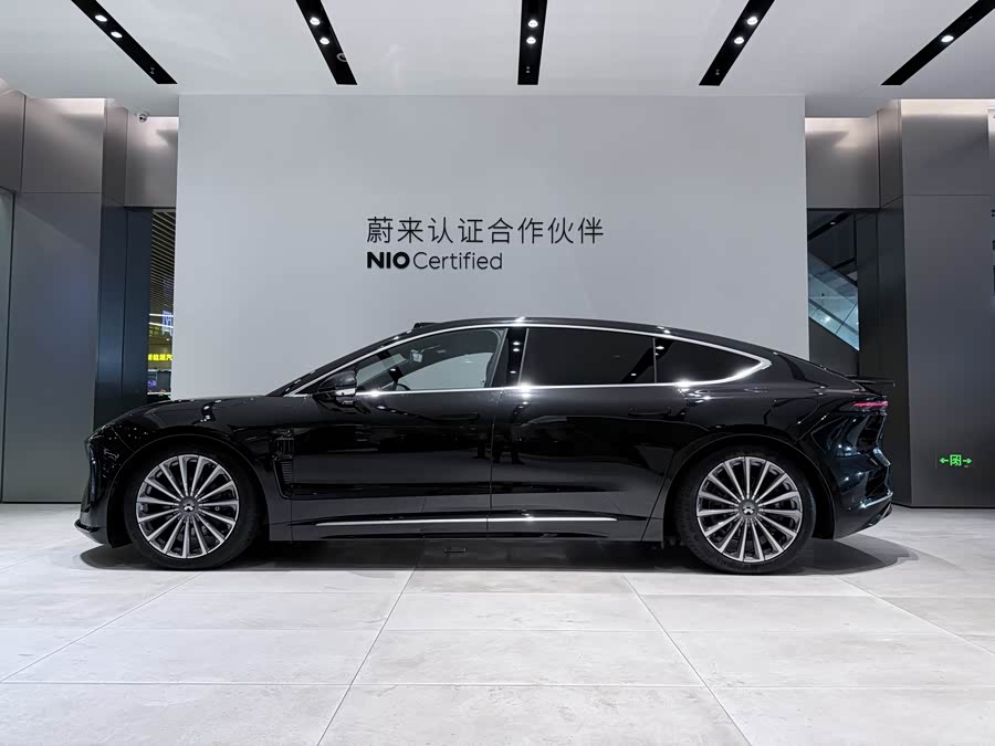 NIO ET9 2024 image de voiture #9