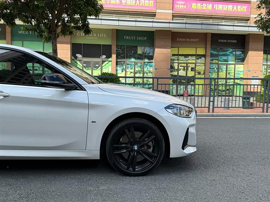 BMW 1 Series 2022 #9 BMW 1 Series 2022 car image #9