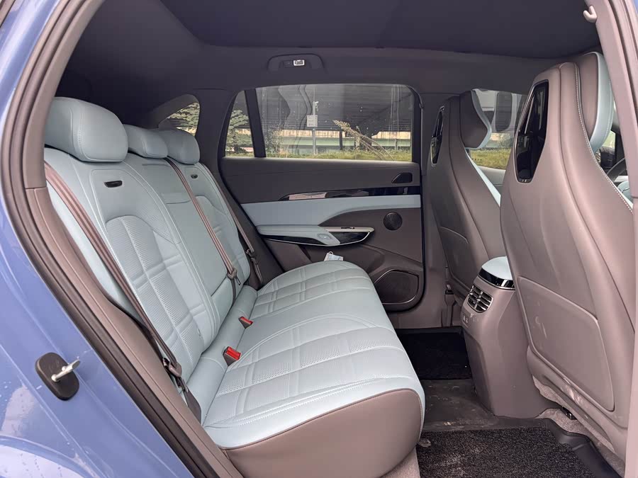 HongQi TianGong 08 2025 car image #9