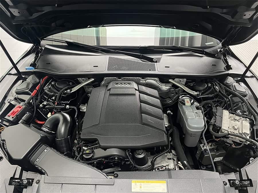 Audi A7 2020 car image #9