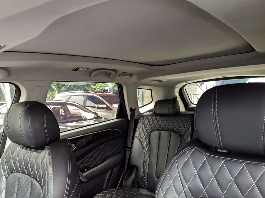 Jetour X95 2020 car image #9