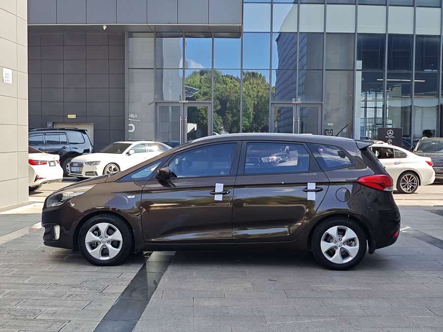 起亚 佳乐 2015 汽车图片 #9