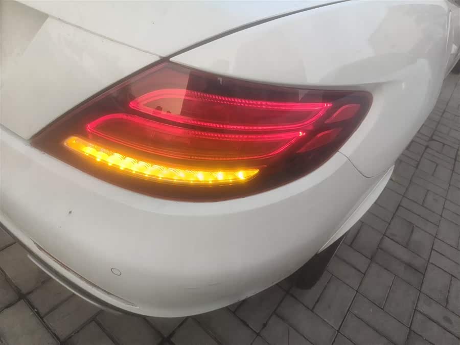 Mercedes-Benz SLC Class 2017 car image #9