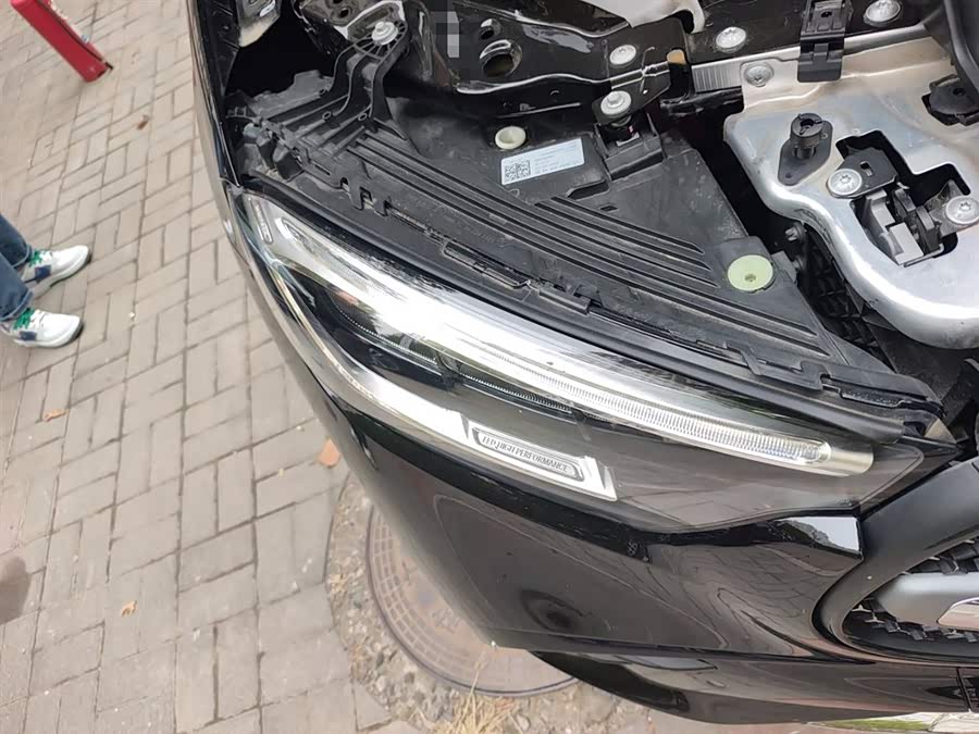 Mercedes-Benz GLC Class New Energy 2025 imagen de coche #9