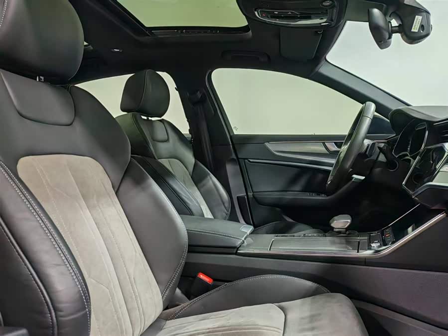 Audi A6L New Energy 2020 car image #9