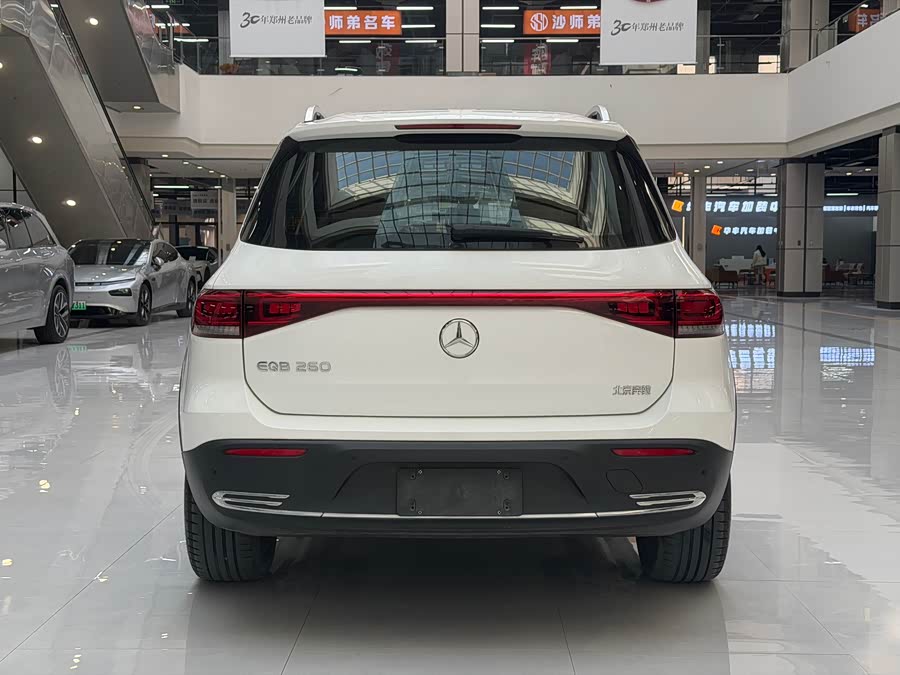 Mercedes-Benz EQB Class 2025 #9 Mercedes-Benz EQB Class 2025 car image #9