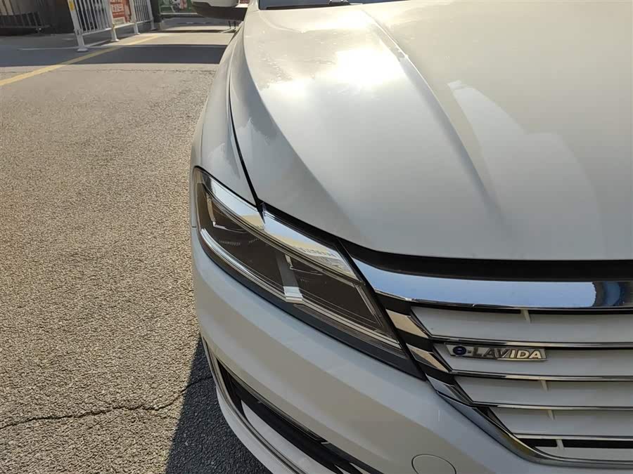 Volkswagen Lavida Pure Electric 2020 car image #9