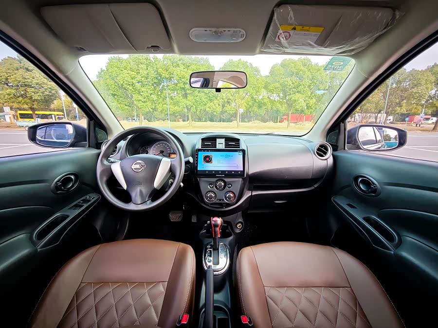 Nissan Sunny 2017 car image #9