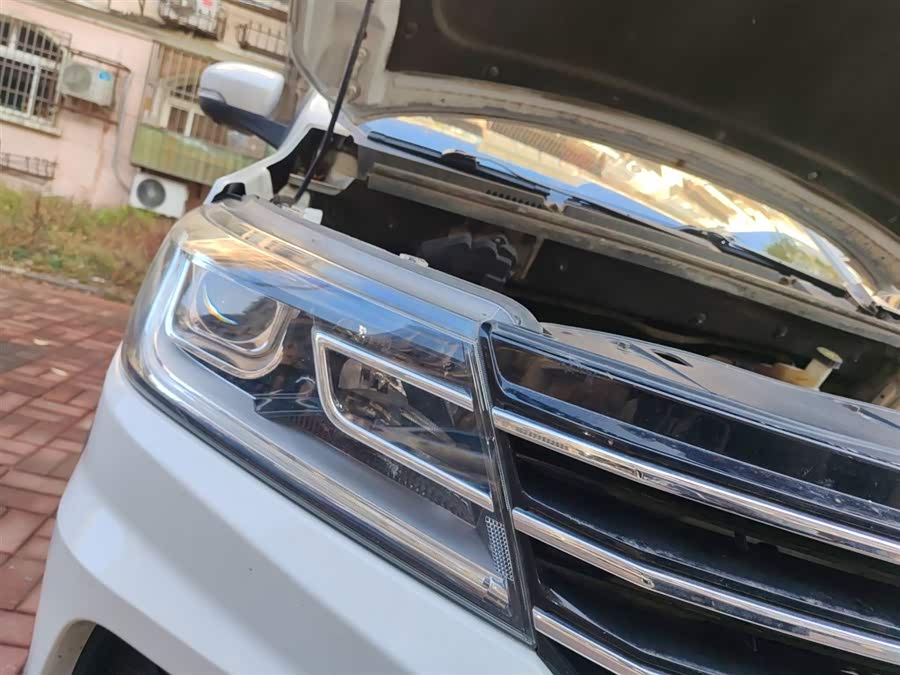 SWM X3 2019 imagen de coche #9