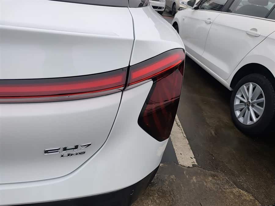 HongQi EH7 2024 #9 HongQi EH7 2024 immagine di auto #9