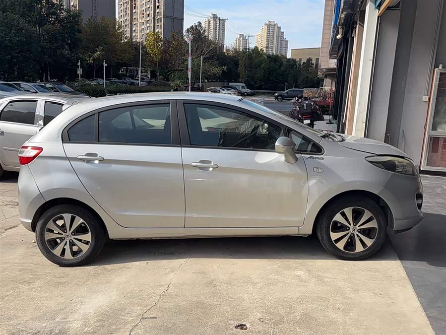 Kaiyi C3R 2015 car image #9