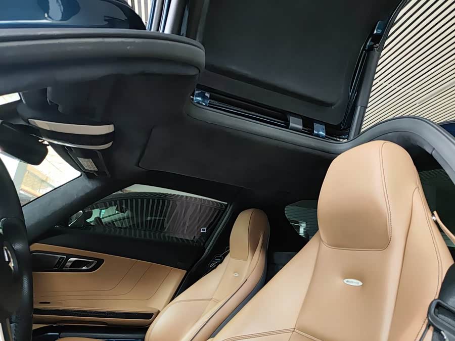 Mercedes-Benz SLS AMG 2010 изображение автомобиля #9