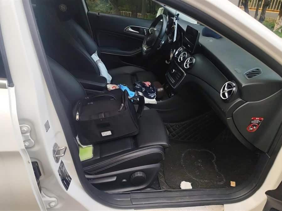 Mercedes-Benz GLA Class (Imported) 2015 #9 Mercedes-Benz GLA Class (Imported) 2015 car image #9