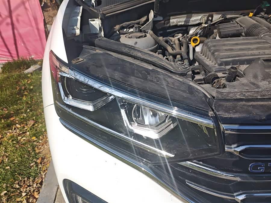 Volkswagen Tayron GTE 2021 car image #9