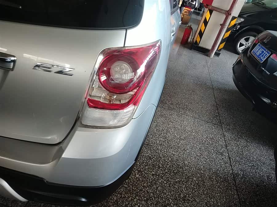 Toyota Reiz 2015 immagine di auto #9