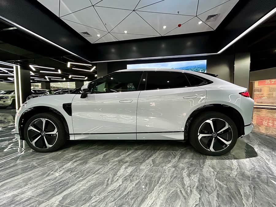 BYD SongL EV 2024 car image #9