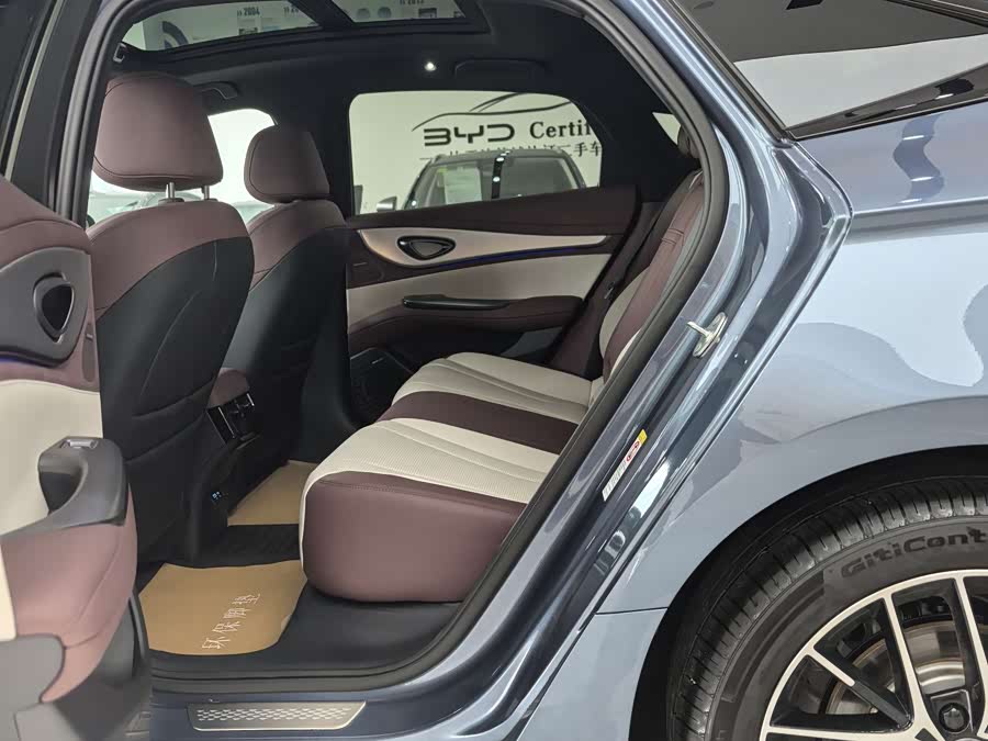 BYD Seal 07 DM-i 2025 صورة سيارة #9