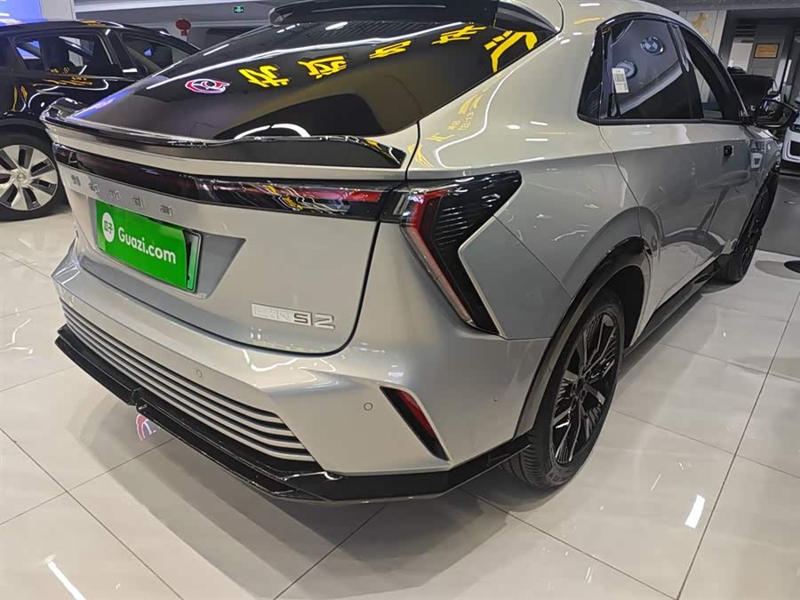 Honda e:NS2 2024 car image #9