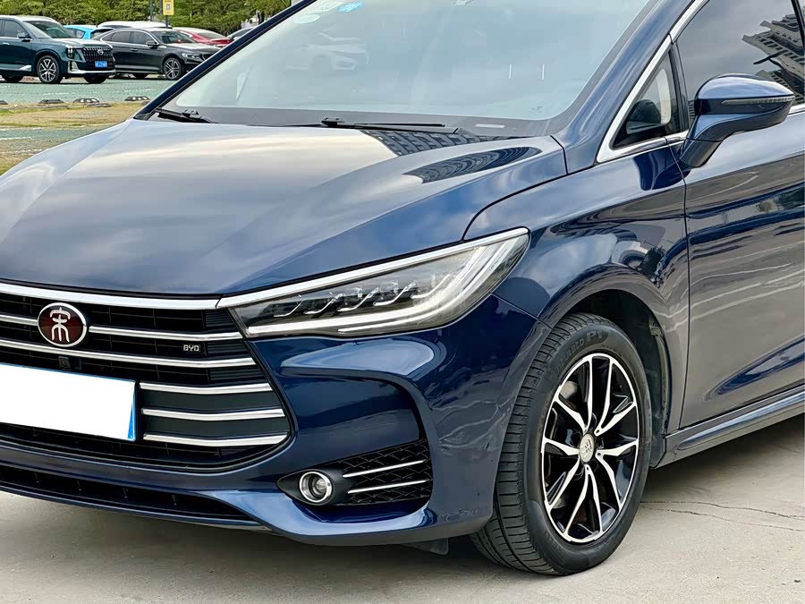 BYD Song MAX 2018 car image #9