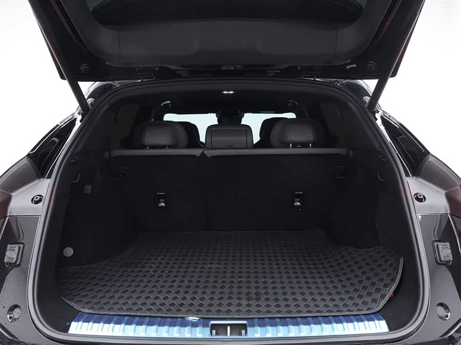 Lynk & Co 08 EM-P 2024 car image #9