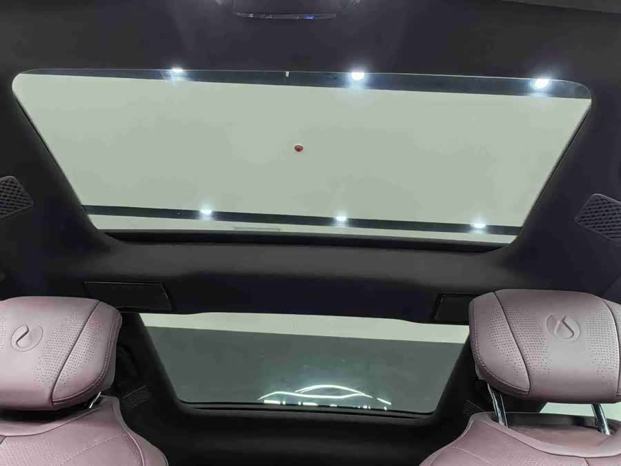 Denza Z9GT 2024 #9 Denza Z9GT 2024 car image #9