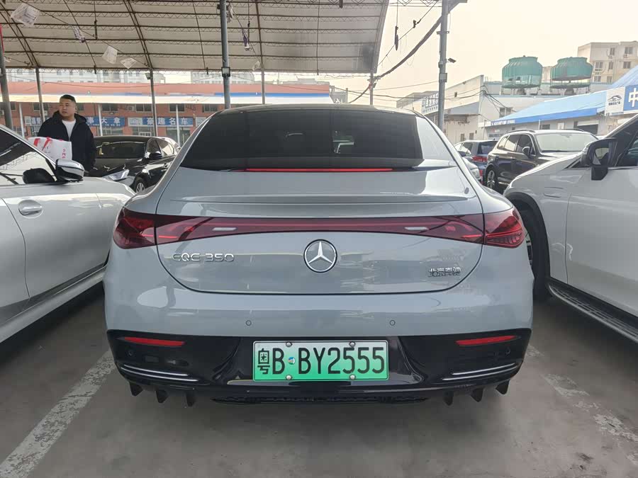 Mercedes-Benz EQE Class 2023 immagine di auto #9