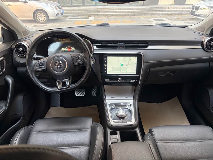 MG 6 New Energy 2019 immagine di auto #9