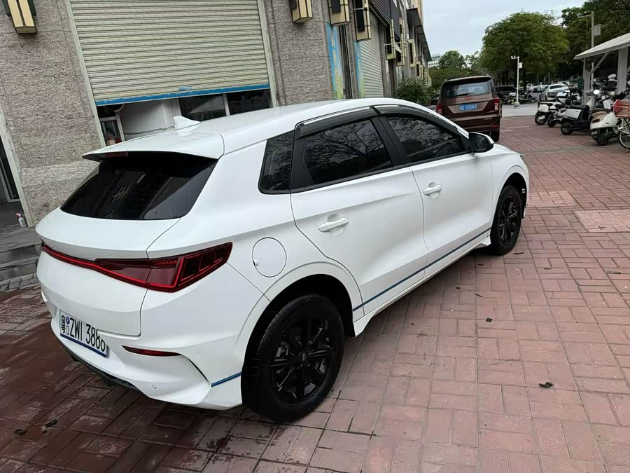 BYD e2 2020 imagem de carro #9