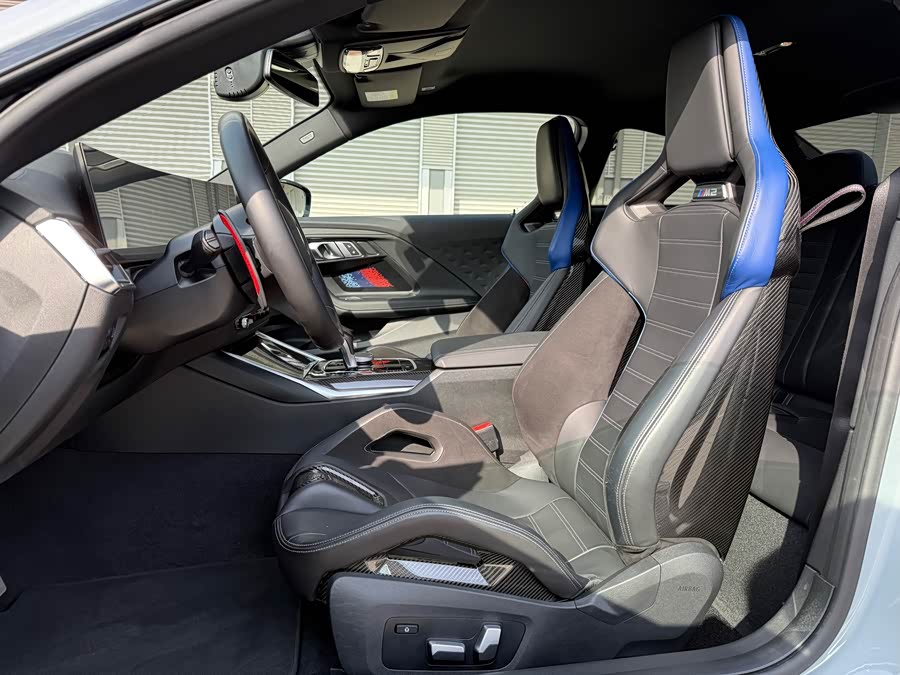 BMW M2 2023 car image #9