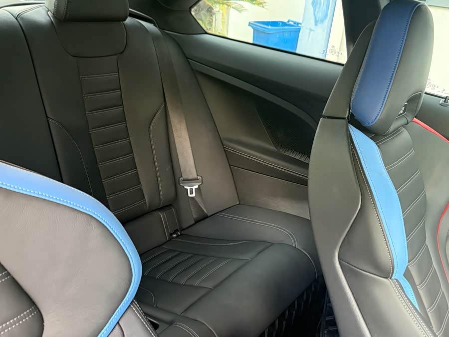 BMW M2 2025 #9 BMW M2 2025 car image #9