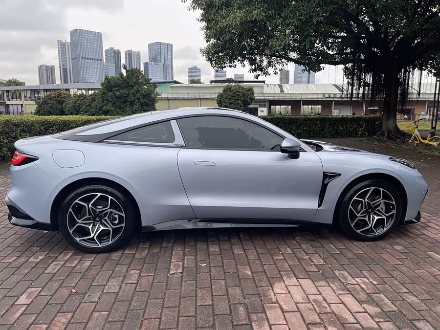 哪吒汽车 哪吒GT 2023 汽车图片 #9