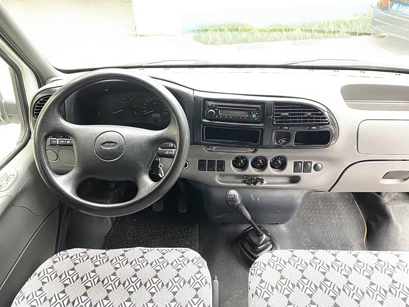 Ford Transit Classic 2015 #9 Ford Transit Classic 2015 car image #9