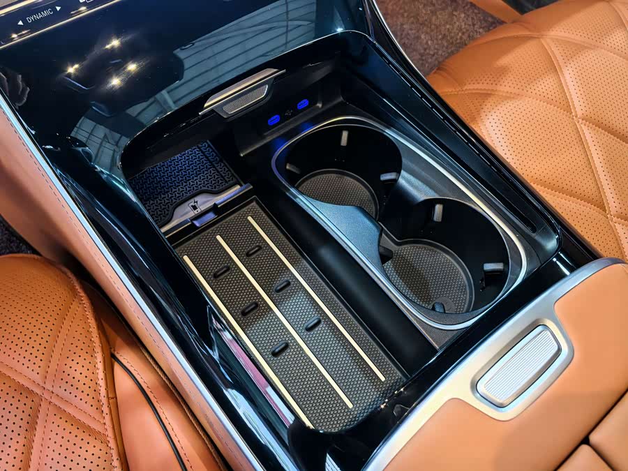 Mercedes-Benz Maybach S Class 2024 #9 Mercedes-Benz Maybach S Class 2024 car image #9