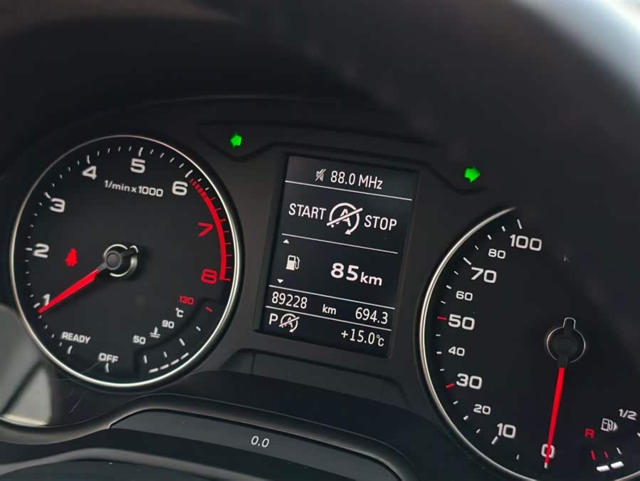 Audi Q2L 2020 изображение автомобиля #9